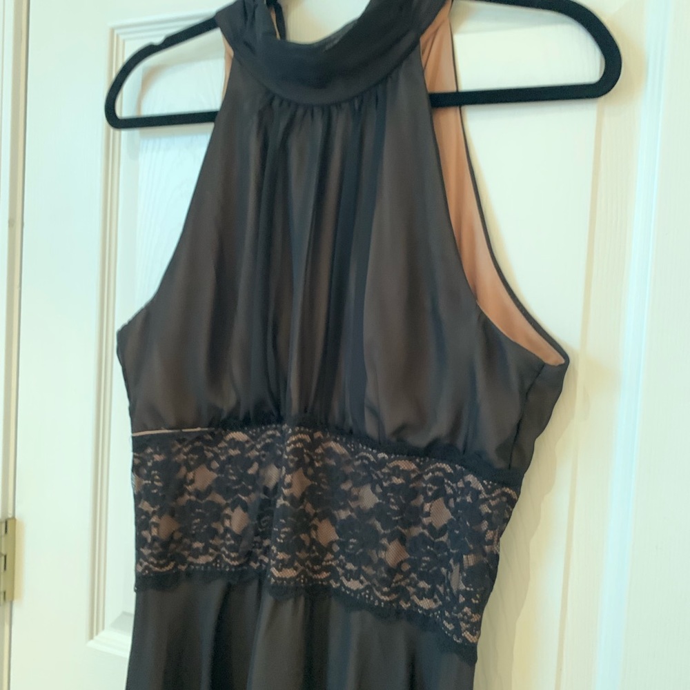 Dress - Picture 2 of 4
